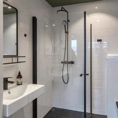 Hangon Asema 6 - Yksioe Terassilla, Ei Portaita