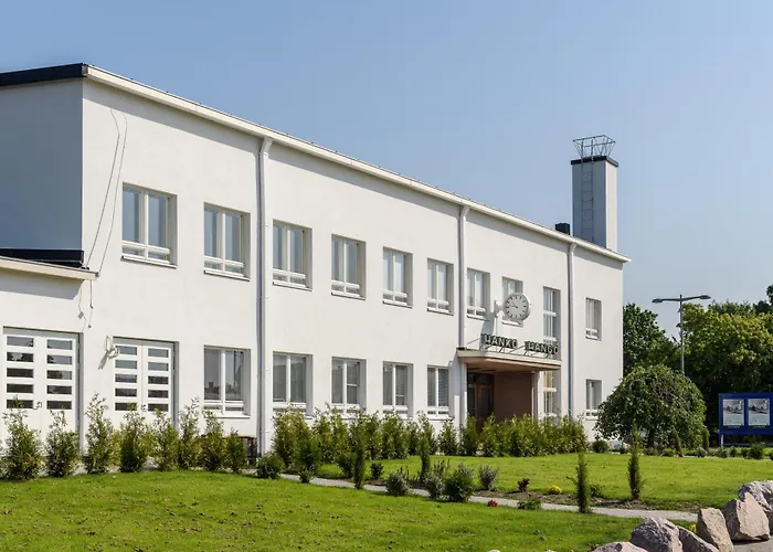 Апартаменты Hangon Asema 6 - Yksioe Terassilla, Ei Portaita Ханко